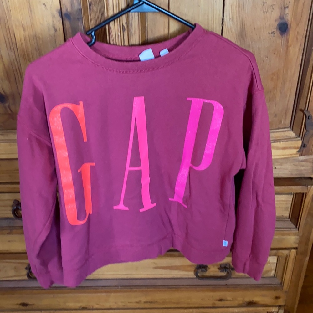 Girls like new size extra large gap sweater